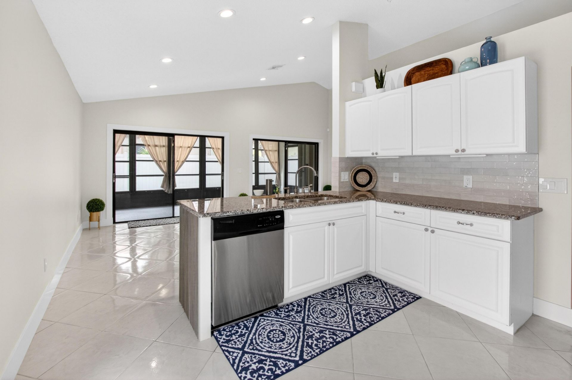 182 Temple Avenue, Boynton Beach, FL 33436 Photo
