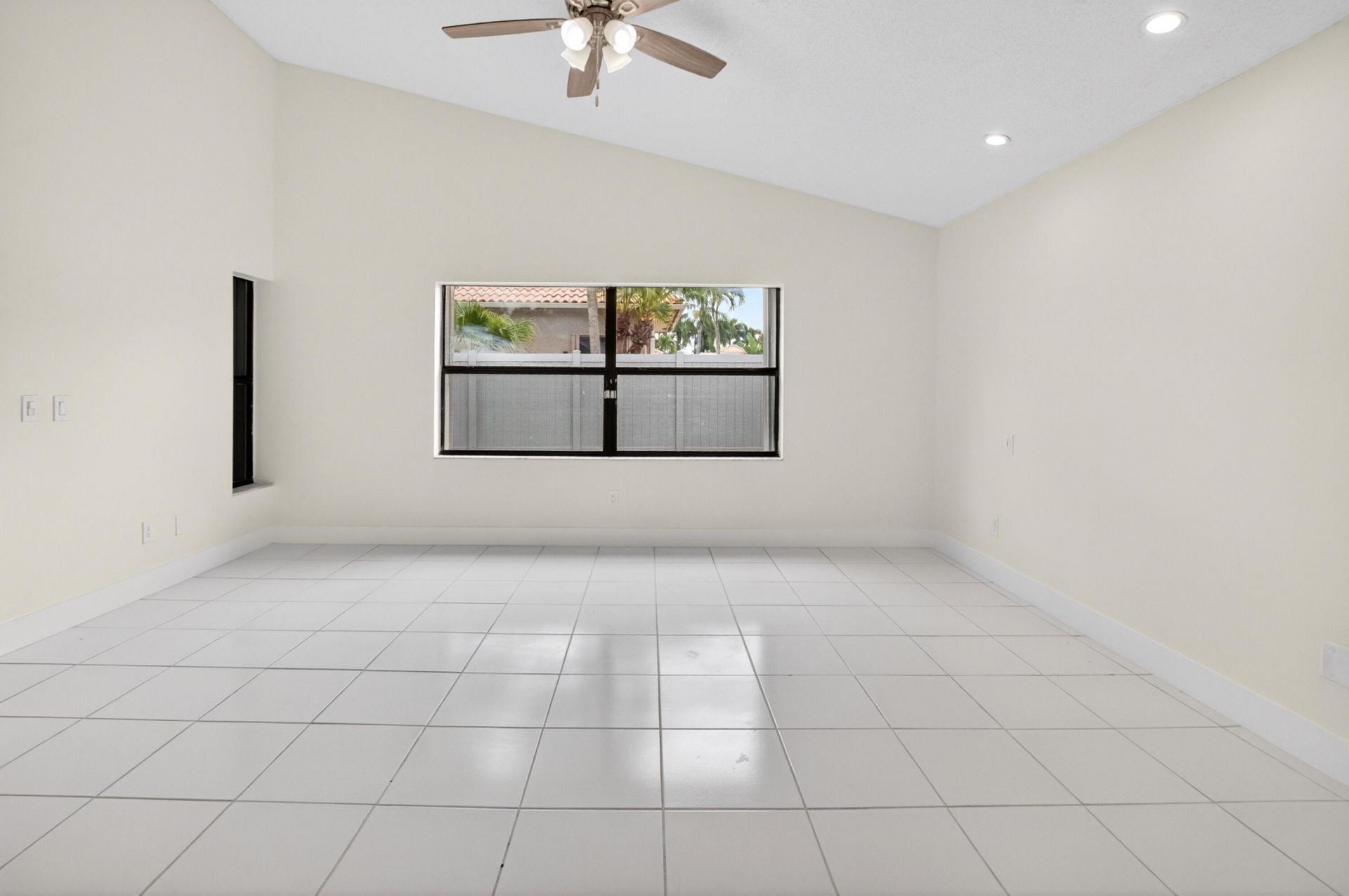 182 Temple Avenue, Boynton Beach, FL 33436 Photo