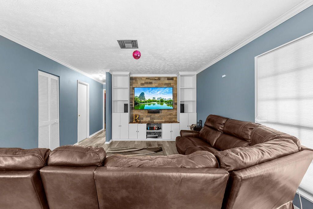 1831 SE Lennard Road, Port Saint Lucie, FL 34952 Photo