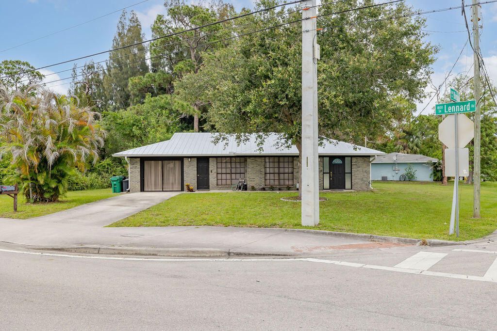 1831 SE Lennard Road, Port Saint Lucie, FL 34952 Photo