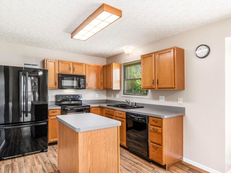 1193 Green Meadow Avenue, Lancaster, OH 43130 Photo 4