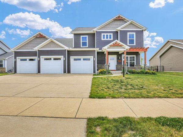 1417 Fieldstone Drive, Savoy, IL 61874