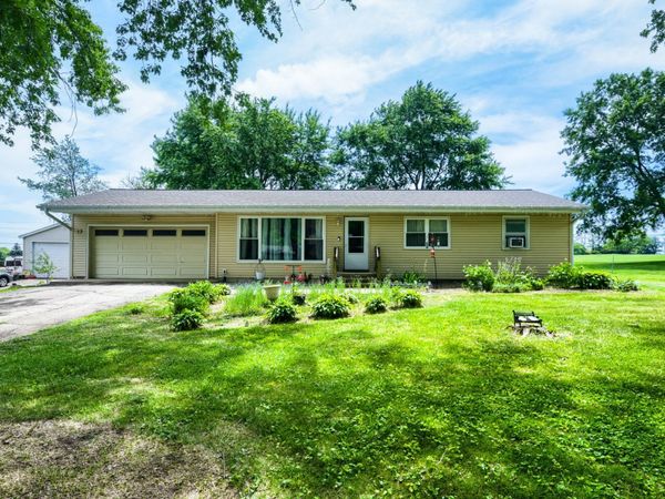 13 Bonnie Lane , Yorkville, IL 60560