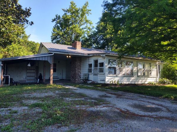 3895 State Route 147 , Vienna, IL 62995