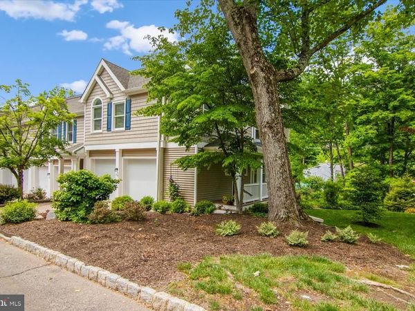 23 ROCK CREEK WOODS DRIVE , LAMBERTVILLE, NJ 08530