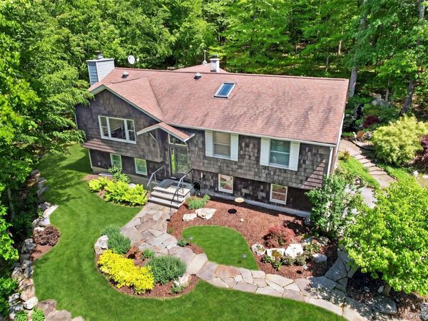 5 California Road, Warwick, NY 10990