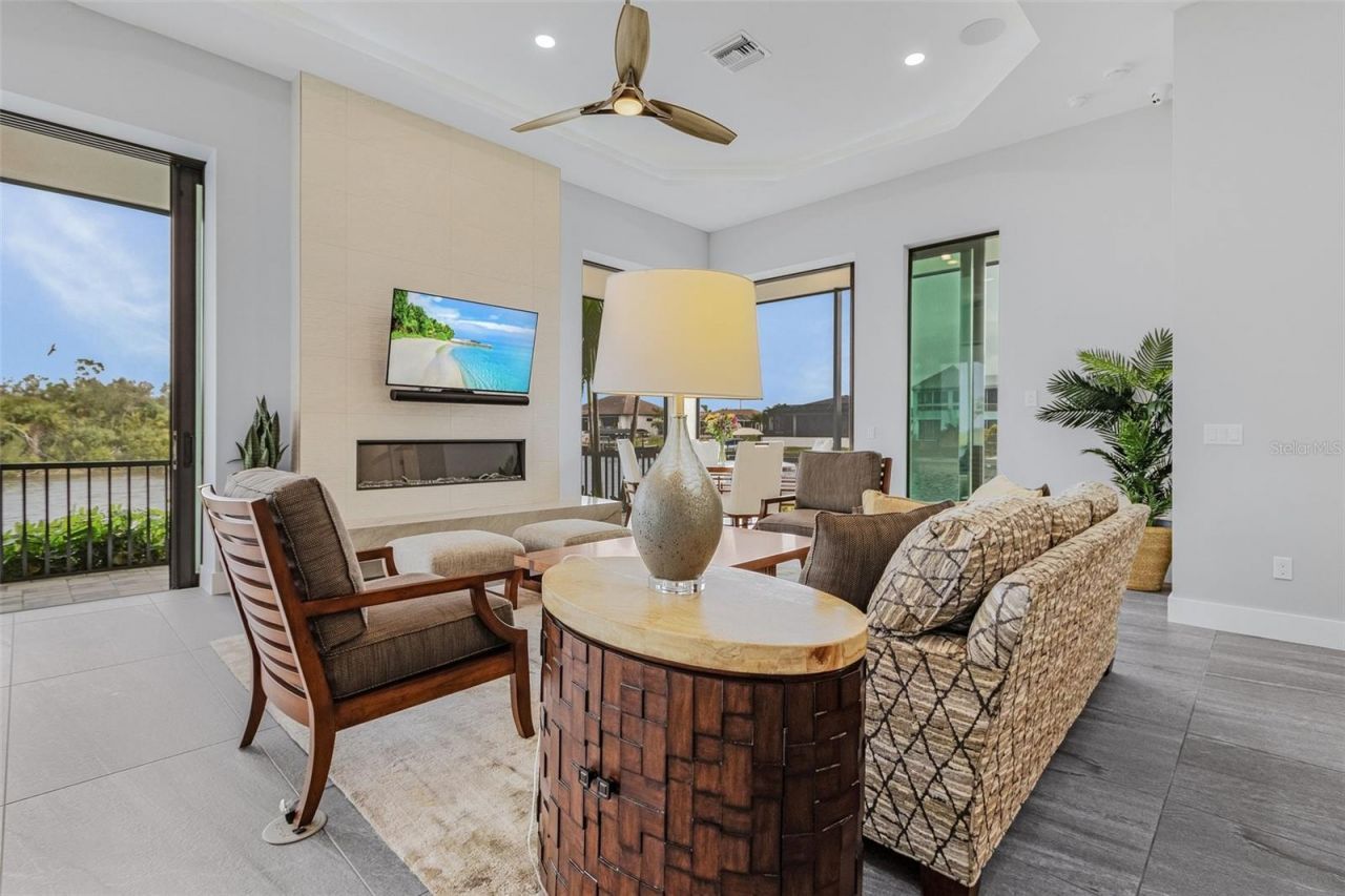 1729 NW 41st Avenue, Cape Coral, FL 33993 Photo