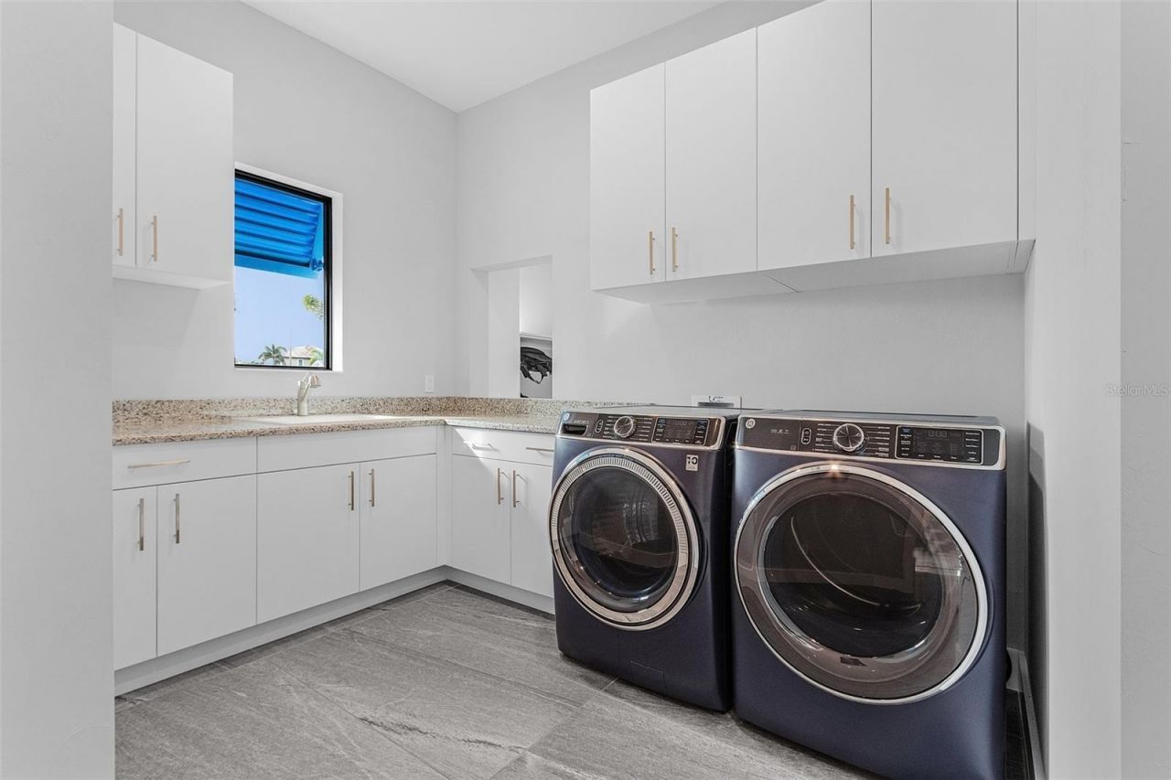 1729 NW 41st Avenue, Cape Coral, FL 33993 Photo