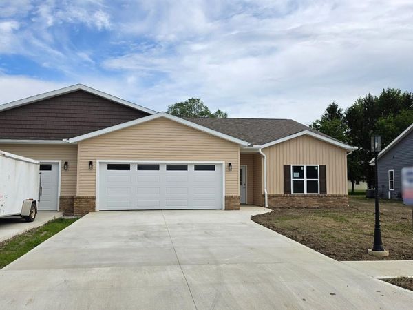 1209 Jennings Crossing, Van Wert, OH 45891