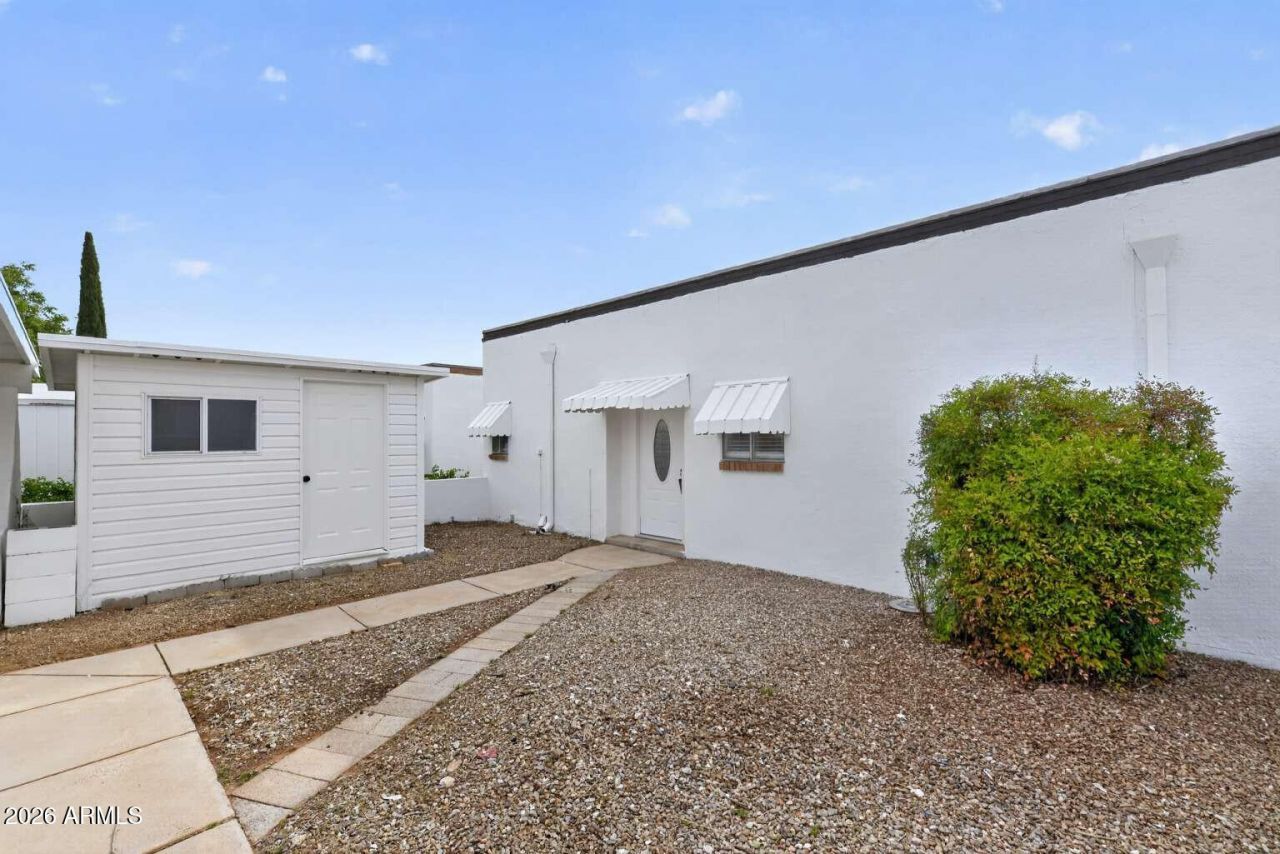 217 N Tracy Road, Pearce, AZ 85625 Main Photo
