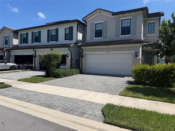 2162 Appleton Cir N, Oakland Park, FL 33309
