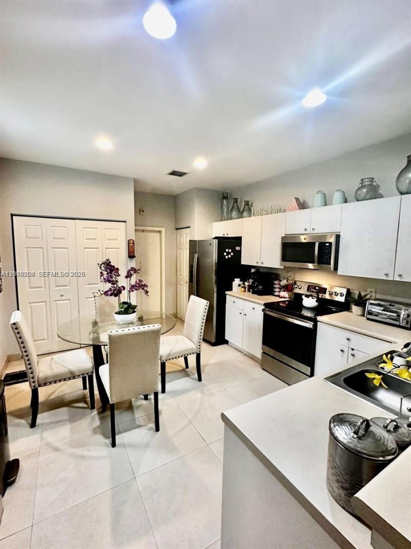 4142 Forest Dr, Weston, FL 33332 Photo