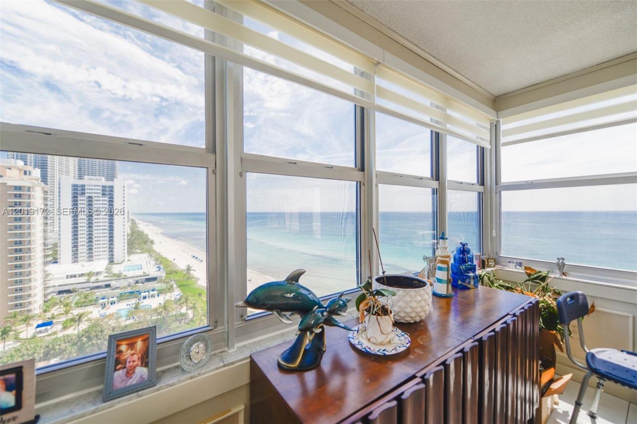 1950 S Ocean Dr, Unit 15P, Hallandale Beach, FL 33009 Photo