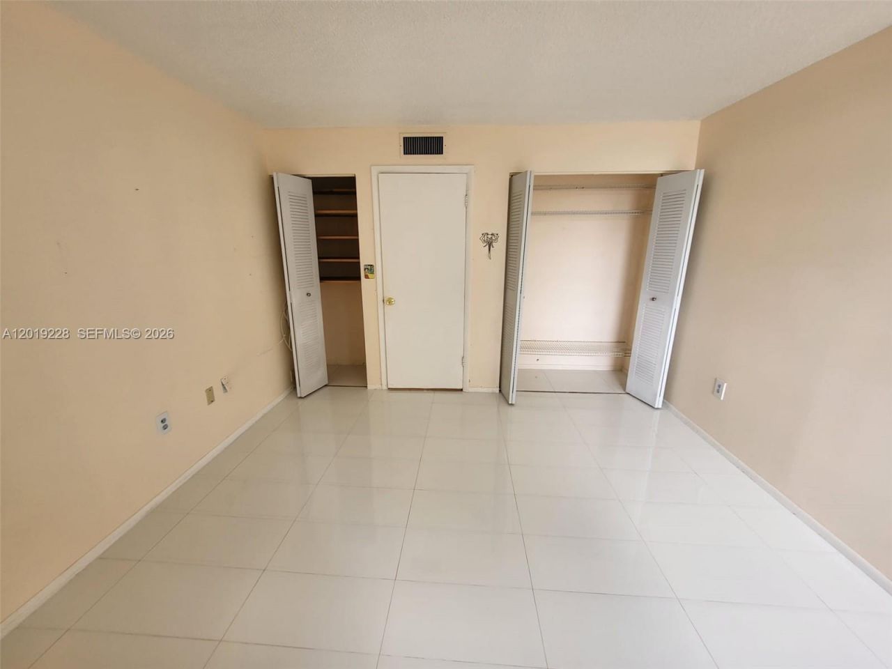 10801 SW 109th Ct, Unit D305, Miami, FL 33176 Photo