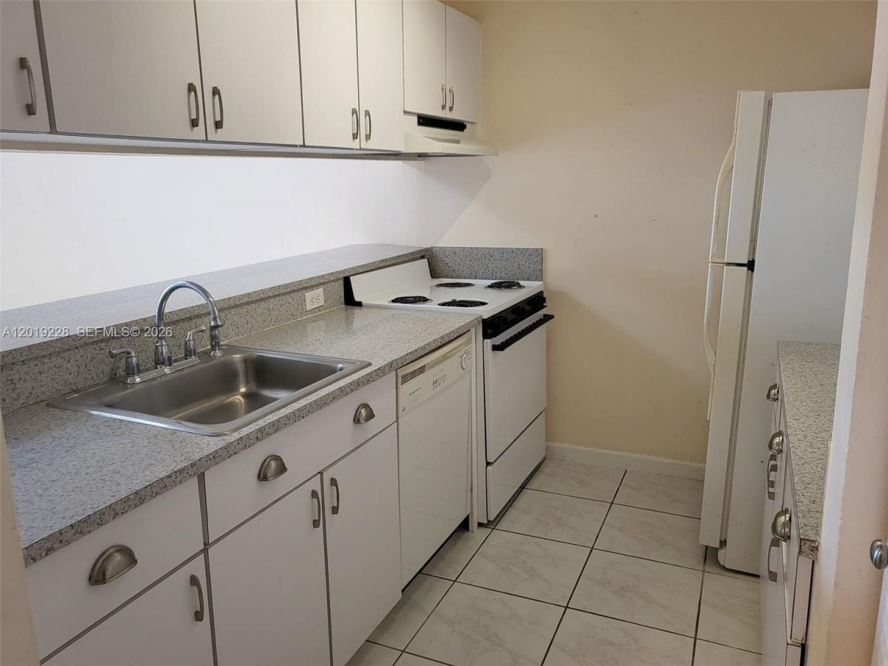 10801 SW 109th Ct, Unit D305, Miami, FL 33176 Photo