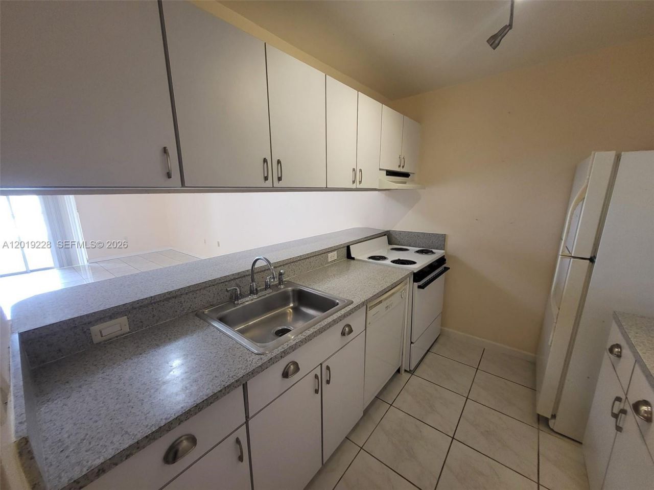 10801 SW 109th Ct, Unit D305, Miami, FL 33176 Photo