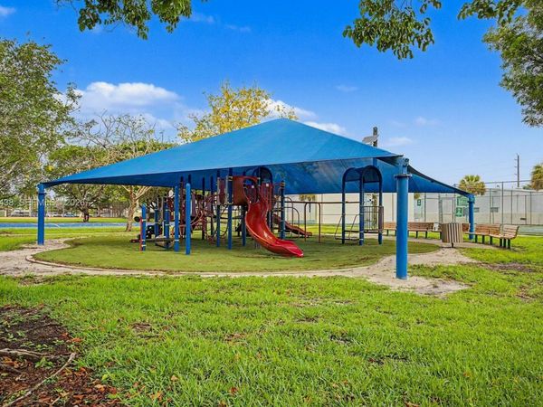 7256 SW 94th Pl, Unit A8, Miami, FL 33173