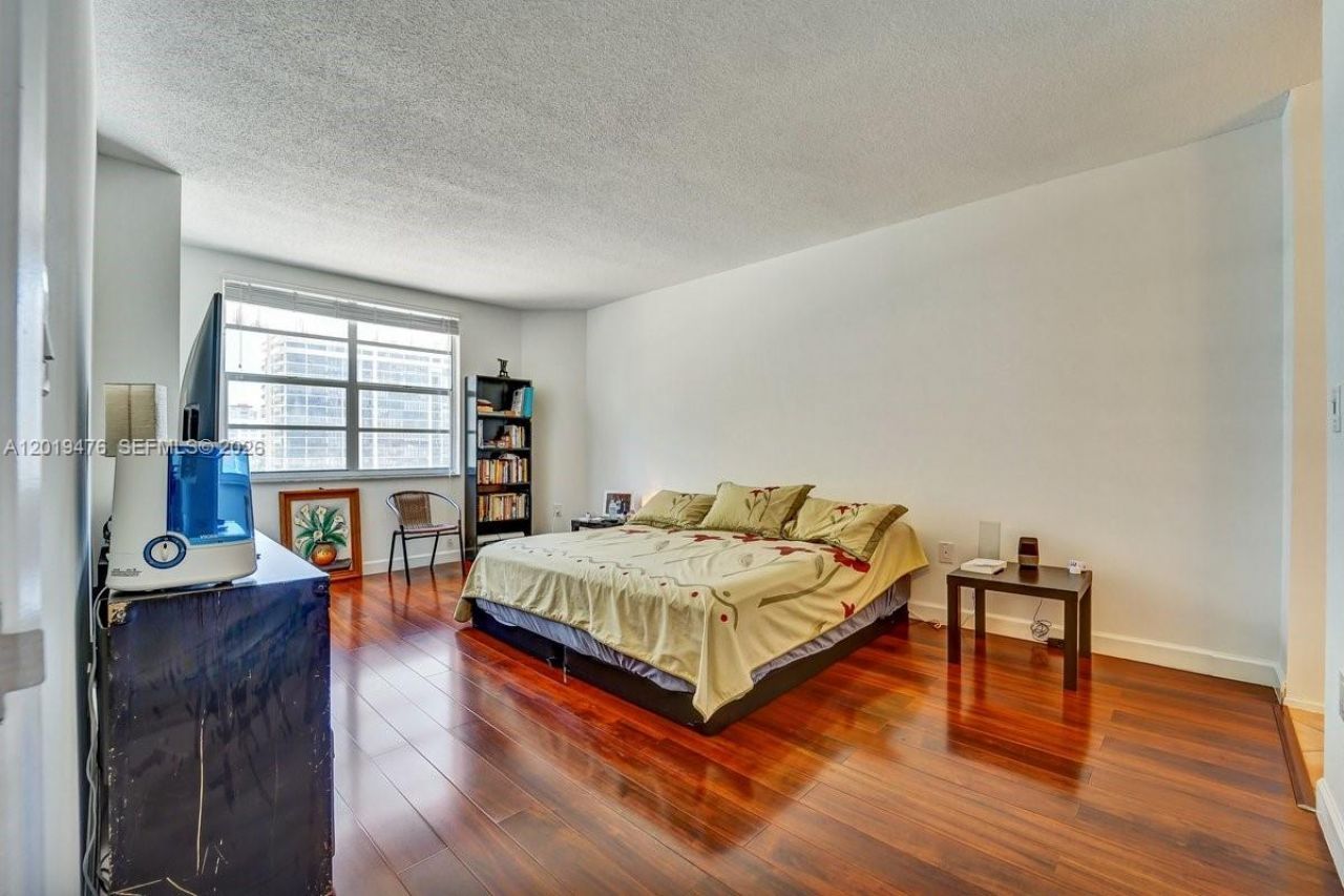 1965 S Ocean Dr , Unit 4G, Hallandale Beach, FL 33009 Photo