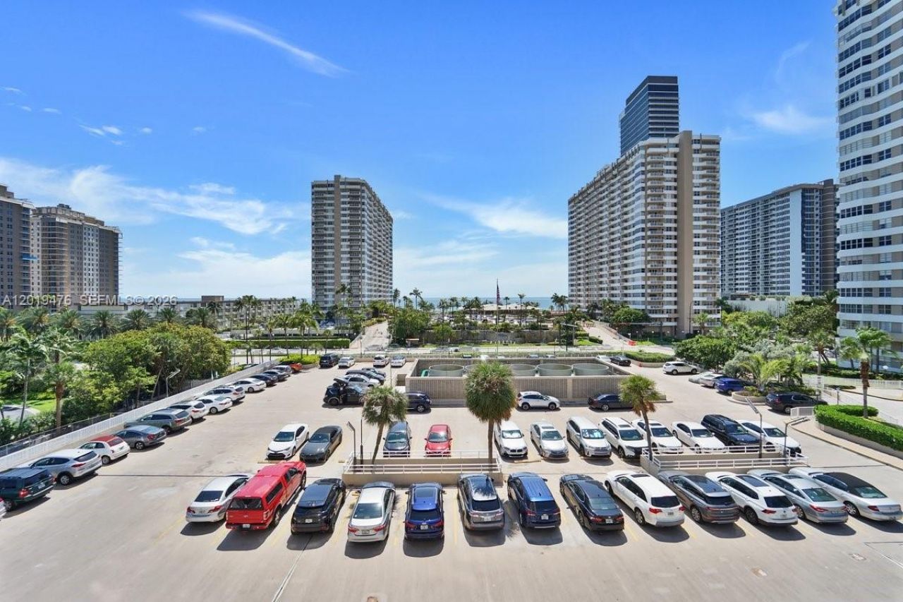1965 S Ocean Dr , Unit 4G, Hallandale Beach, FL 33009 Photo