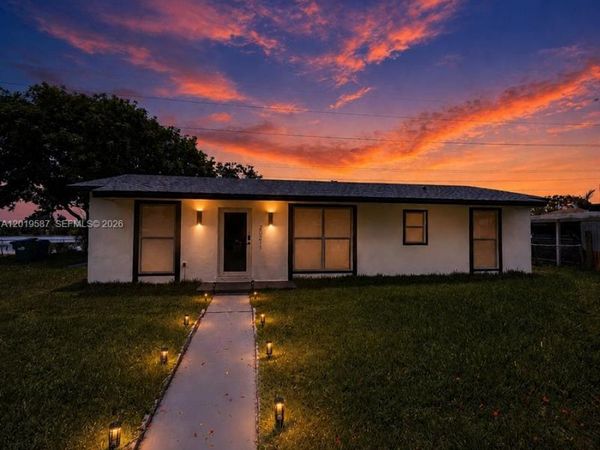 20211 NW 42nd Ave , Miami Gardens, FL 33055