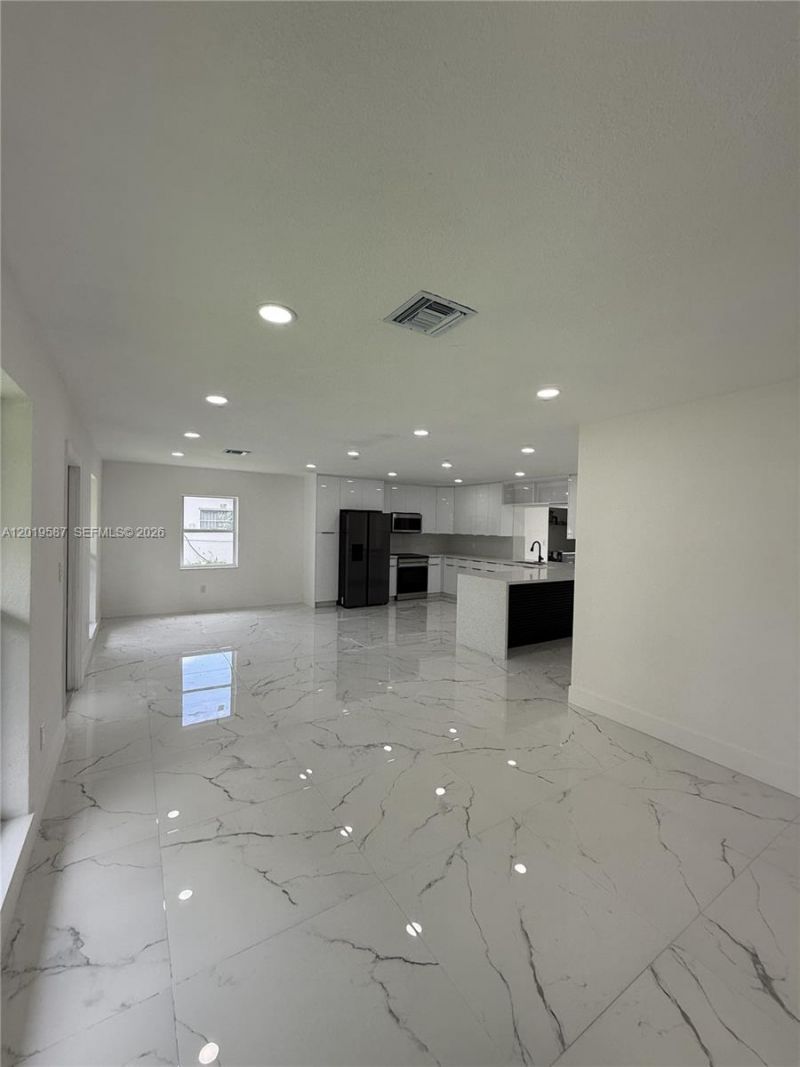 20211 NW 42nd Ave , Miami Gardens, FL 33055 Photo
