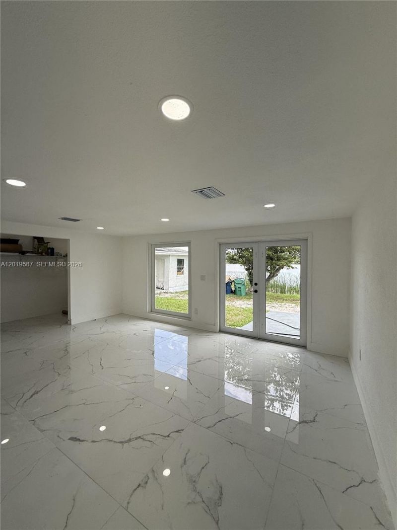 20211 NW 42nd Ave , Miami Gardens, FL 33055 Photo
