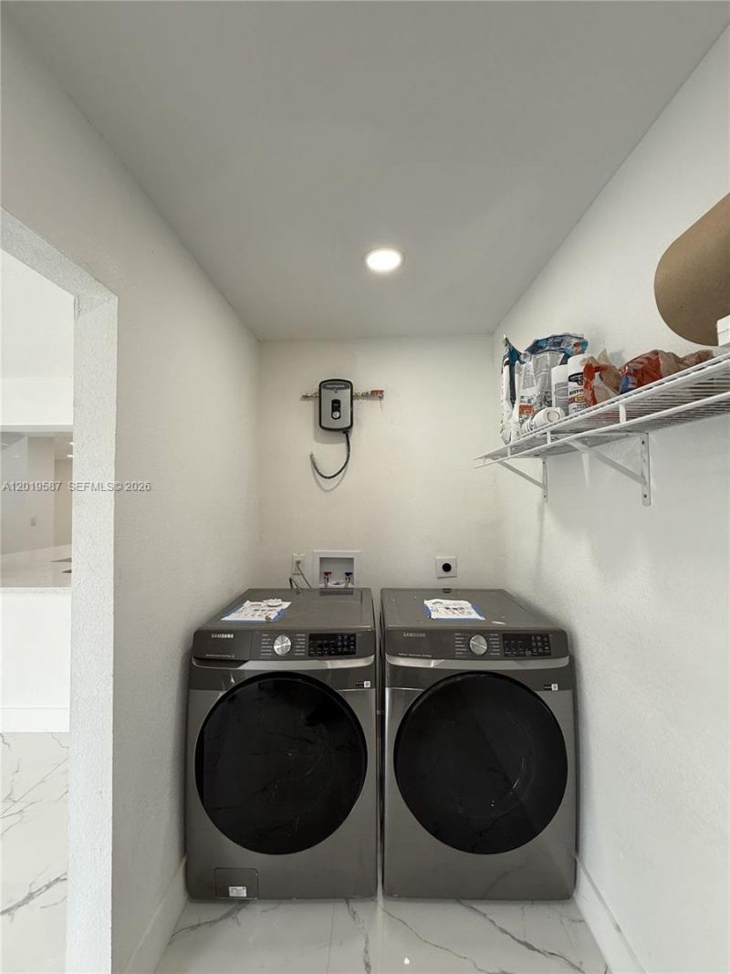 20211 NW 42nd Ave , Miami Gardens, FL 33055 Photo