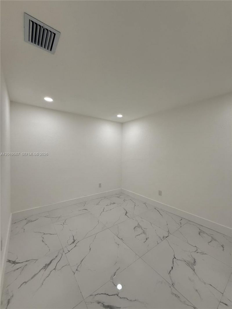 20211 NW 42nd Ave , Miami Gardens, FL 33055 Photo