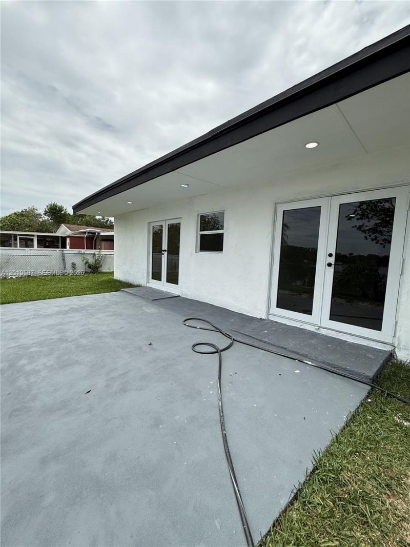20211 NW 42nd Ave , Miami Gardens, FL 33055 Photo