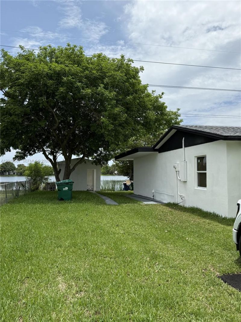 20211 NW 42nd Ave , Miami Gardens, FL 33055 Photo