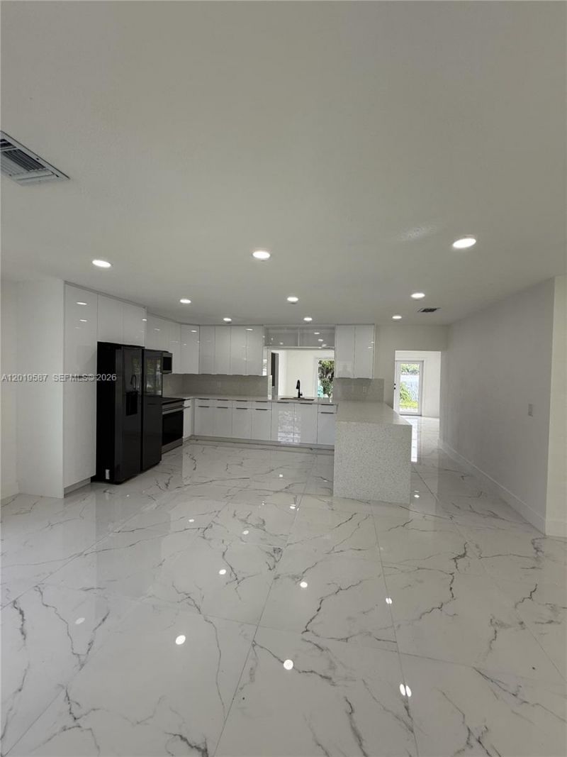20211 NW 42nd Ave , Miami Gardens, FL 33055 Photo