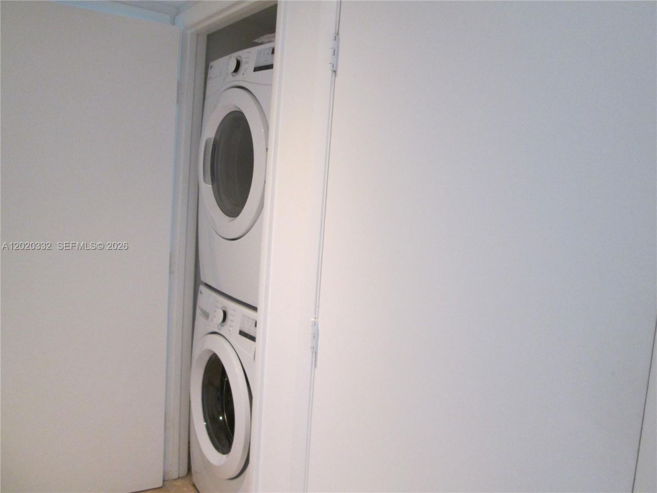 1800 S Ocean Dr, Unit 2301, Hallandale Beach, FL 33009 Photo