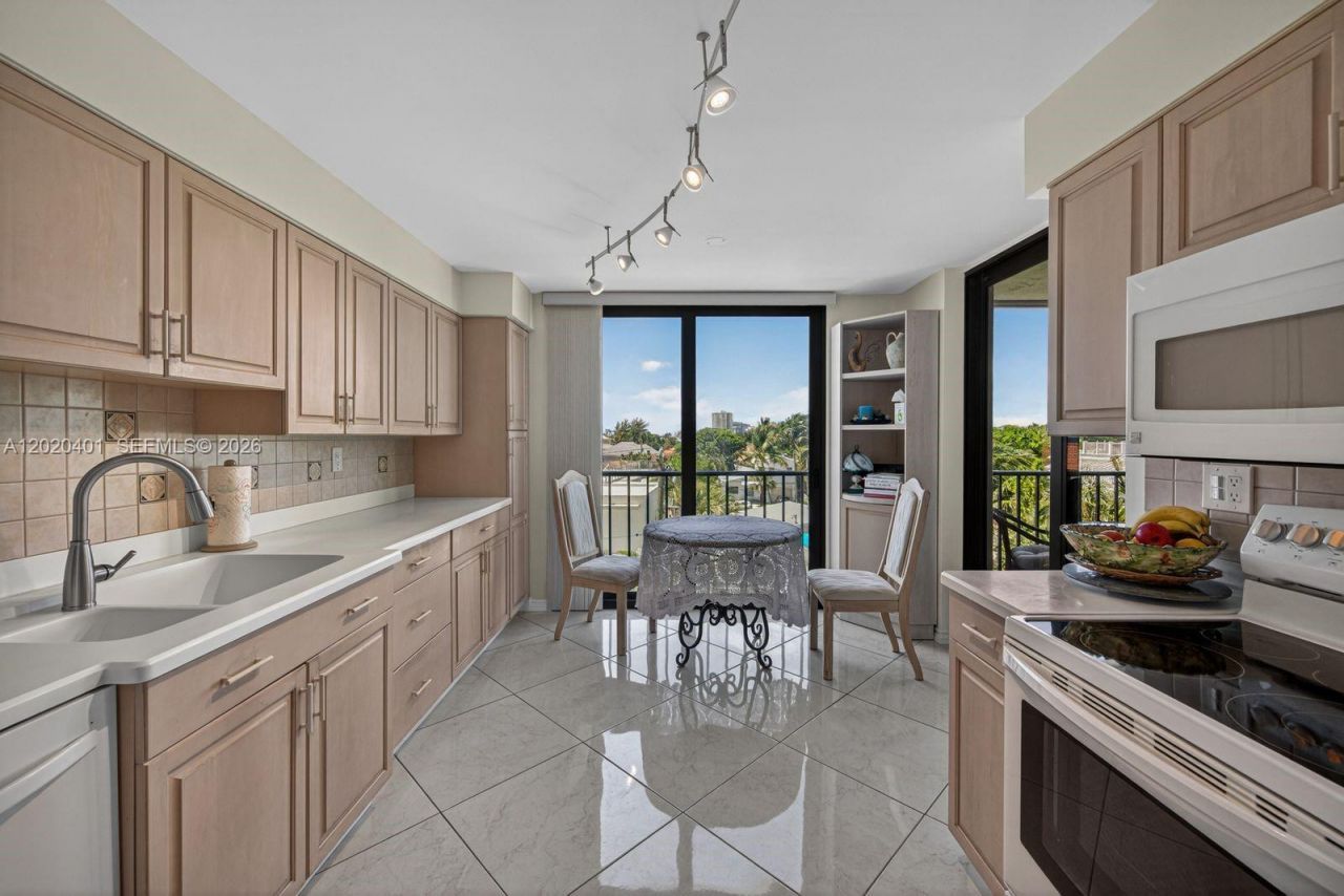 1901 N Ocean Blvd , Unit 4D, Fort Lauderdale, FL 33305 Photo
