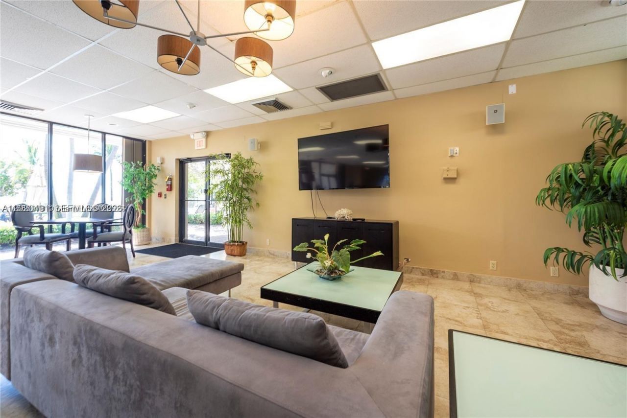 1901 N Ocean Blvd , Unit 4D, Fort Lauderdale, FL 33305 Photo