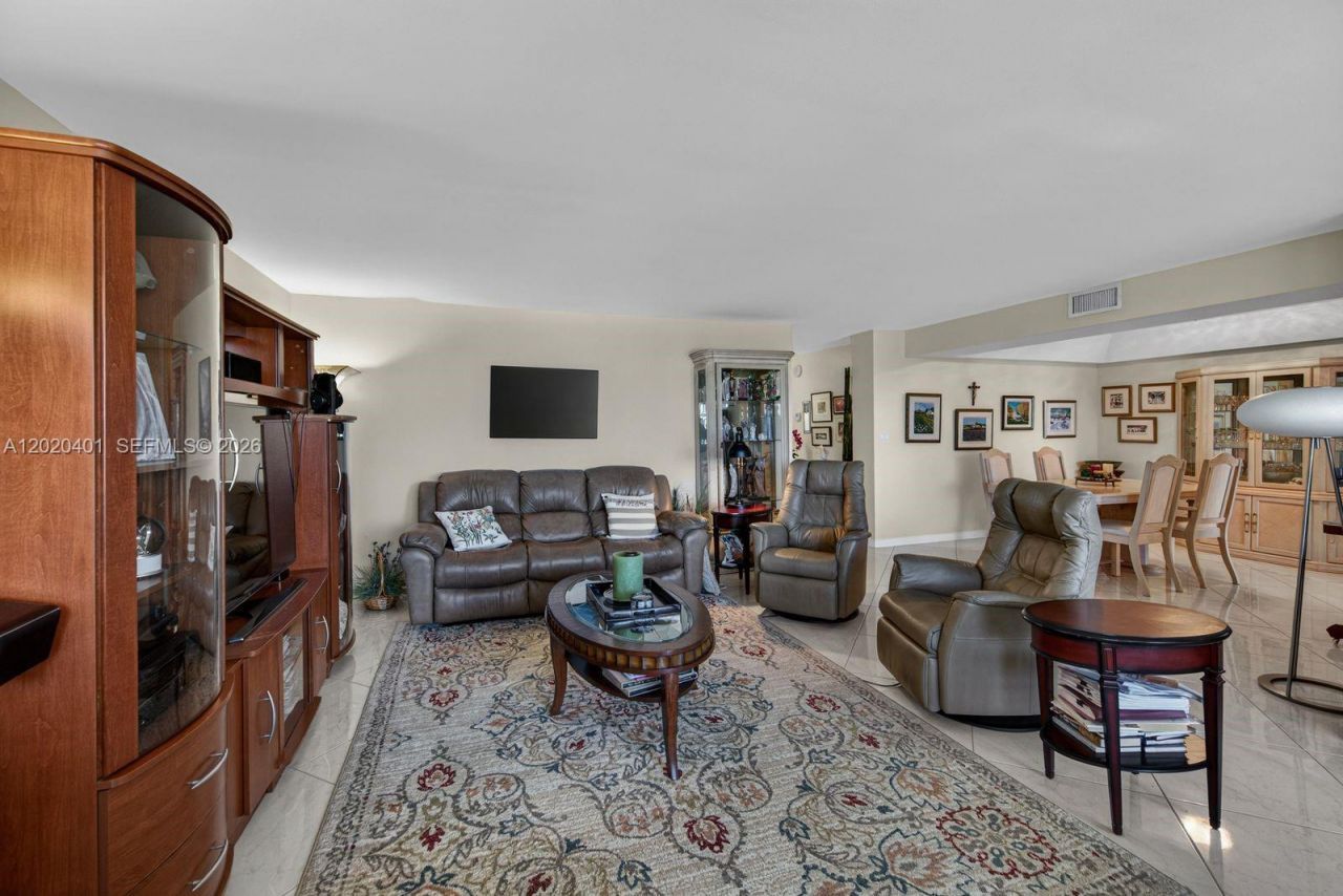 1901 N Ocean Blvd , Unit 4D, Fort Lauderdale, FL 33305 Photo