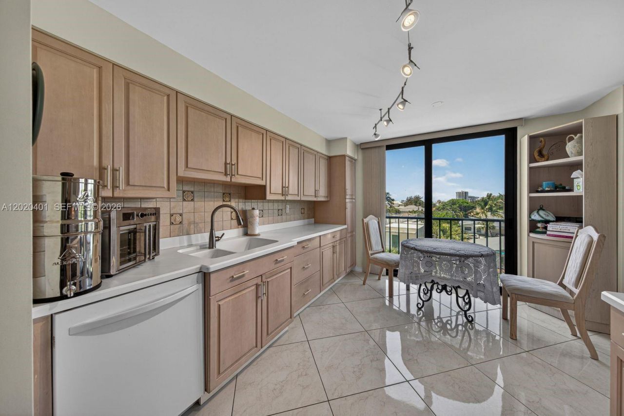 1901 N Ocean Blvd , Unit 4D, Fort Lauderdale, FL 33305 Photo