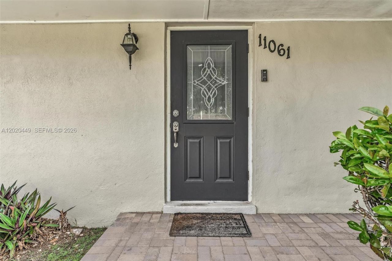 11061 SW 163rd St, Miami, FL 33157 Photo