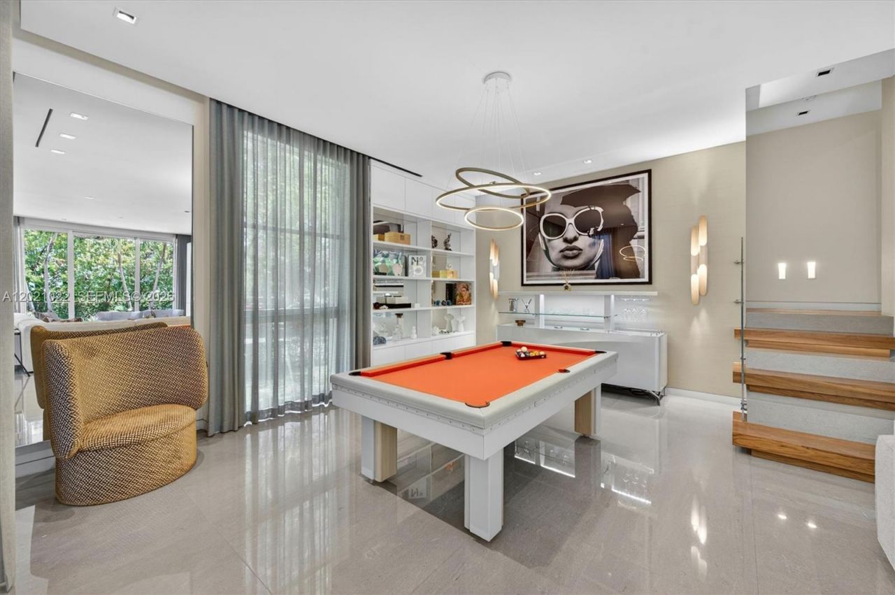625 Curtiswood Dr, Key Biscayne, FL 33149 Photo