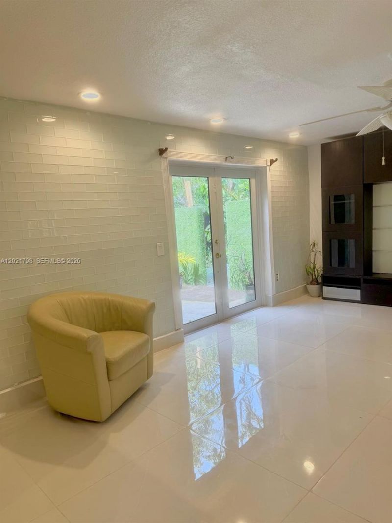 8909 SW 108th Cir Ct , Miami, FL 33176 Photo