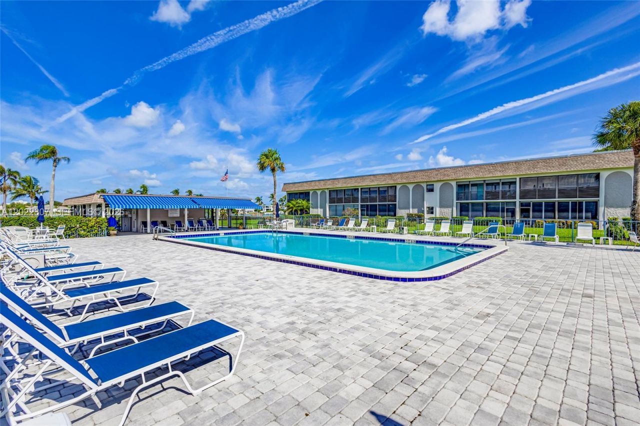755 Saturn St , Unit G202, Jupiter, FL 33477 Photo