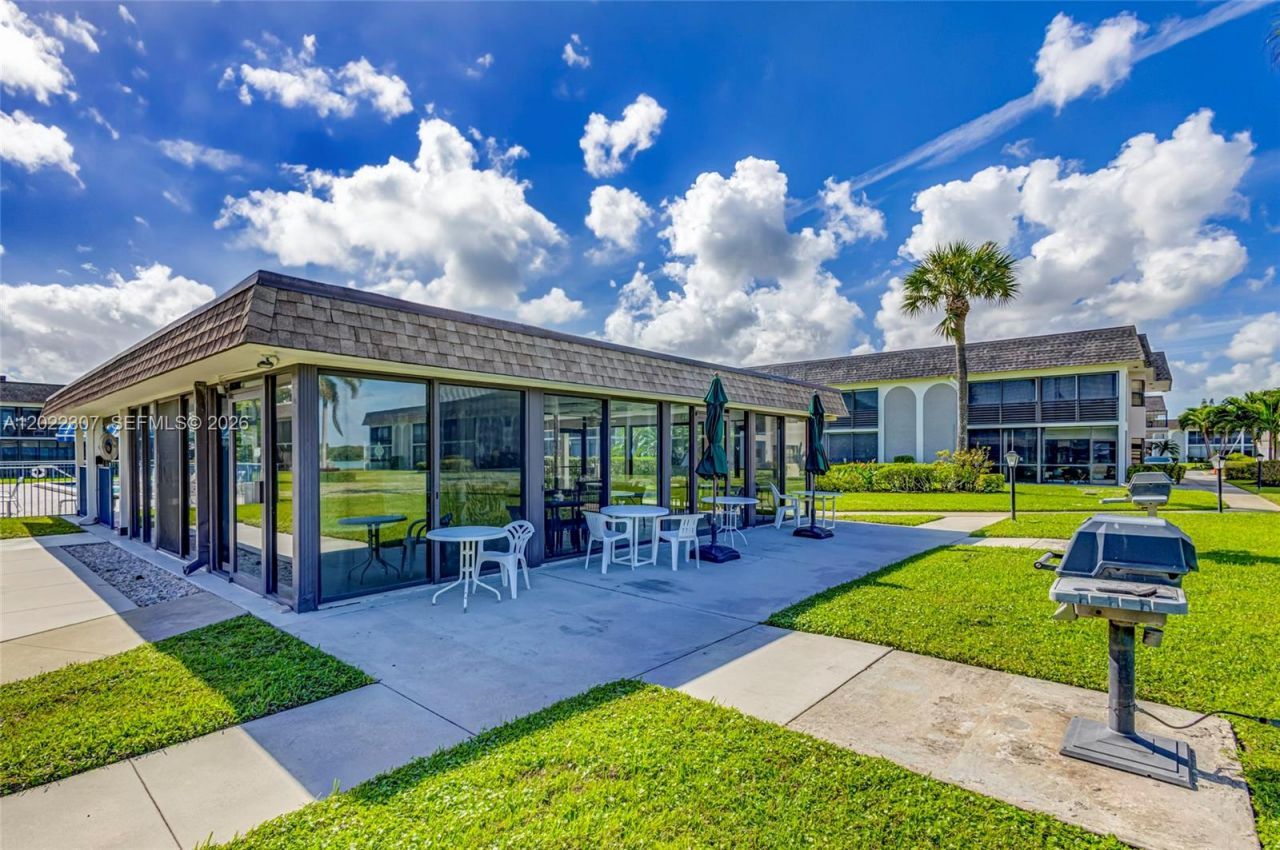 755 Saturn St , Unit G202, Jupiter, FL 33477 Photo