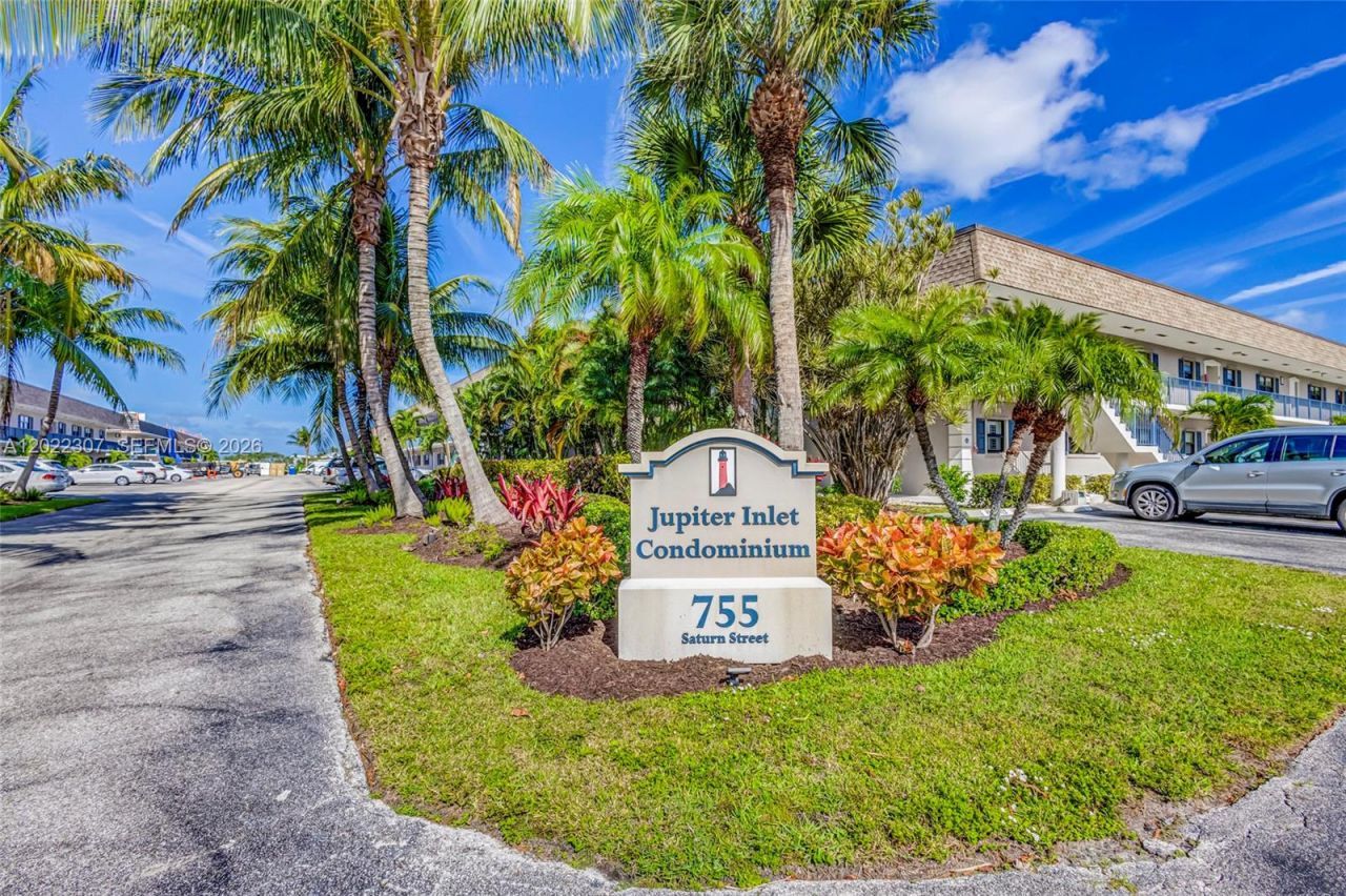 755 Saturn St , Unit G202, Jupiter, FL 33477 Photo
