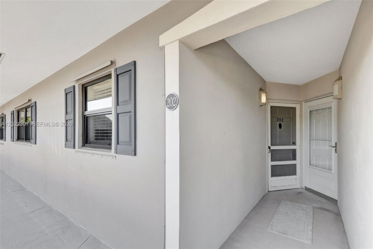 755 Saturn St , Unit G202, Jupiter, FL 33477 Photo