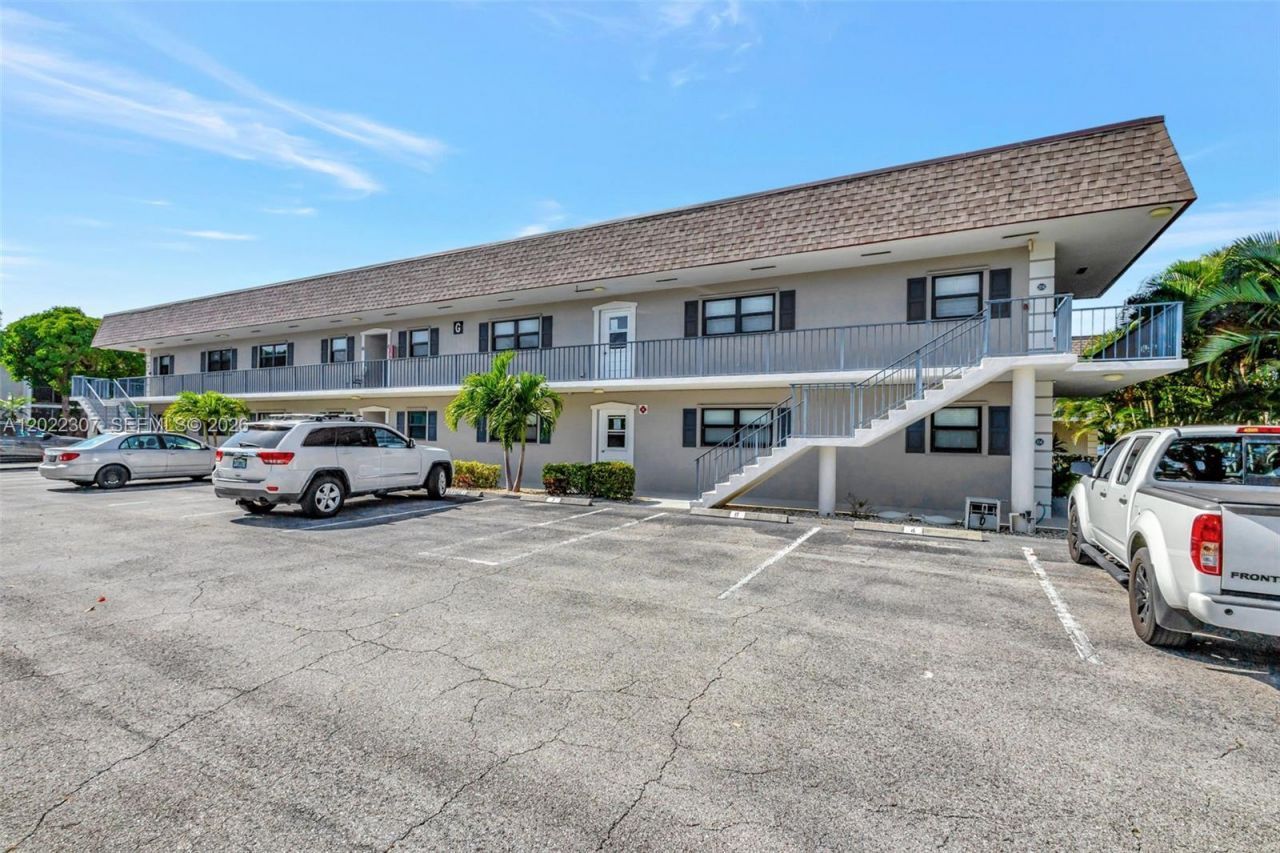755 Saturn St , Unit G202, Jupiter, FL 33477 Photo