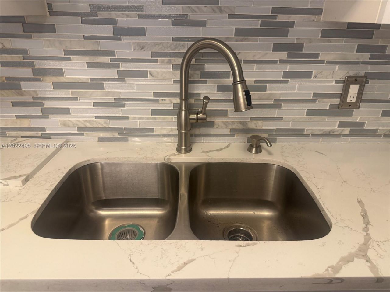 Please Call For Address, Unit 209, Miami, FL 33172 Photo