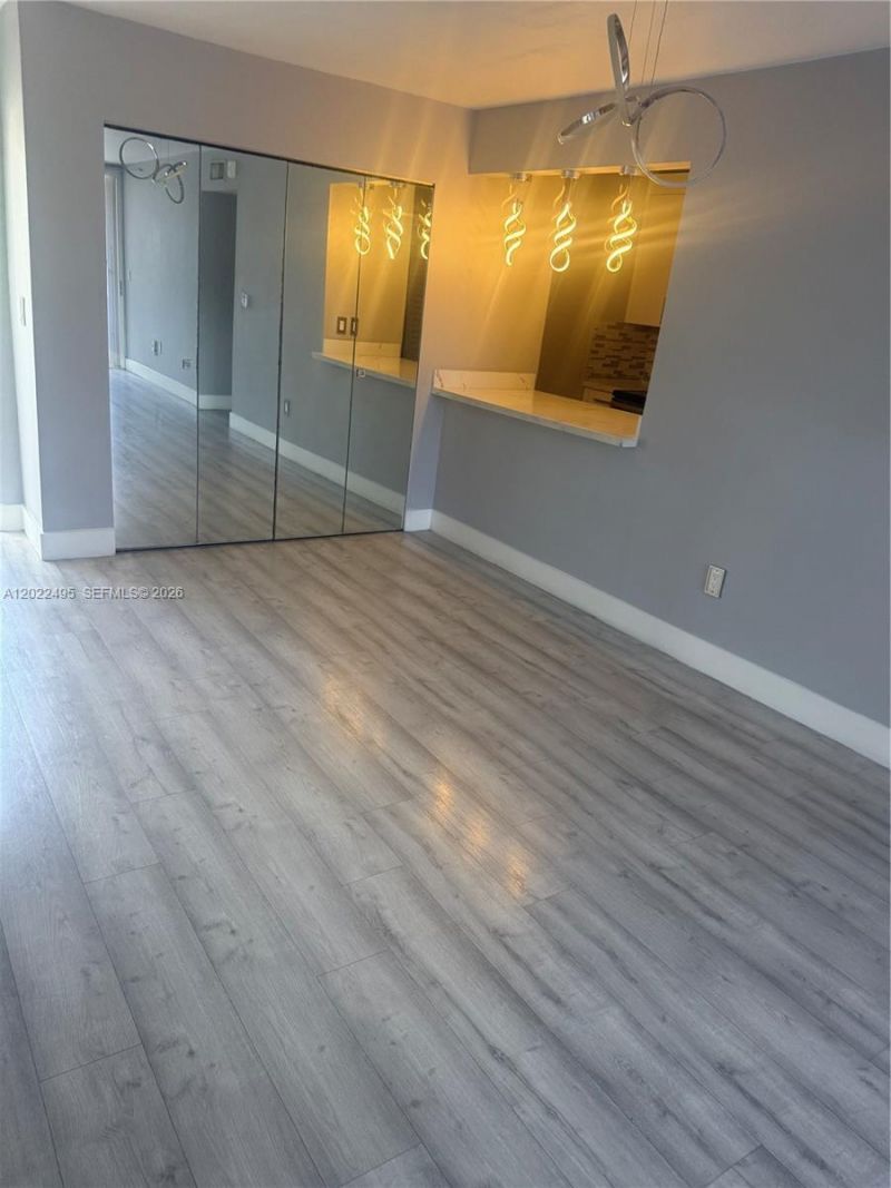 Please Call For Address, Unit 209, Miami, FL 33172 Photo