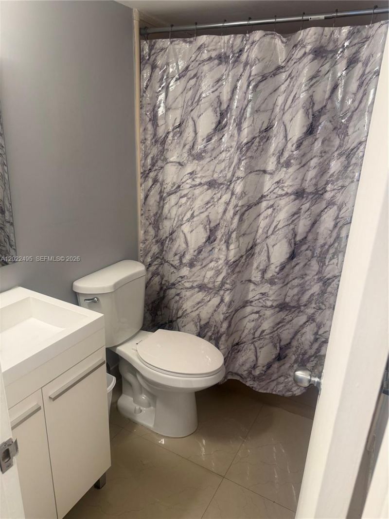 Please Call For Address, Unit 209, Miami, FL 33172 Photo