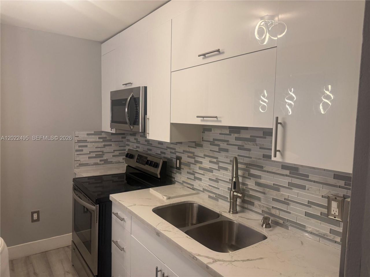 Please Call For Address, Unit 209, Miami, FL 33172 Photo