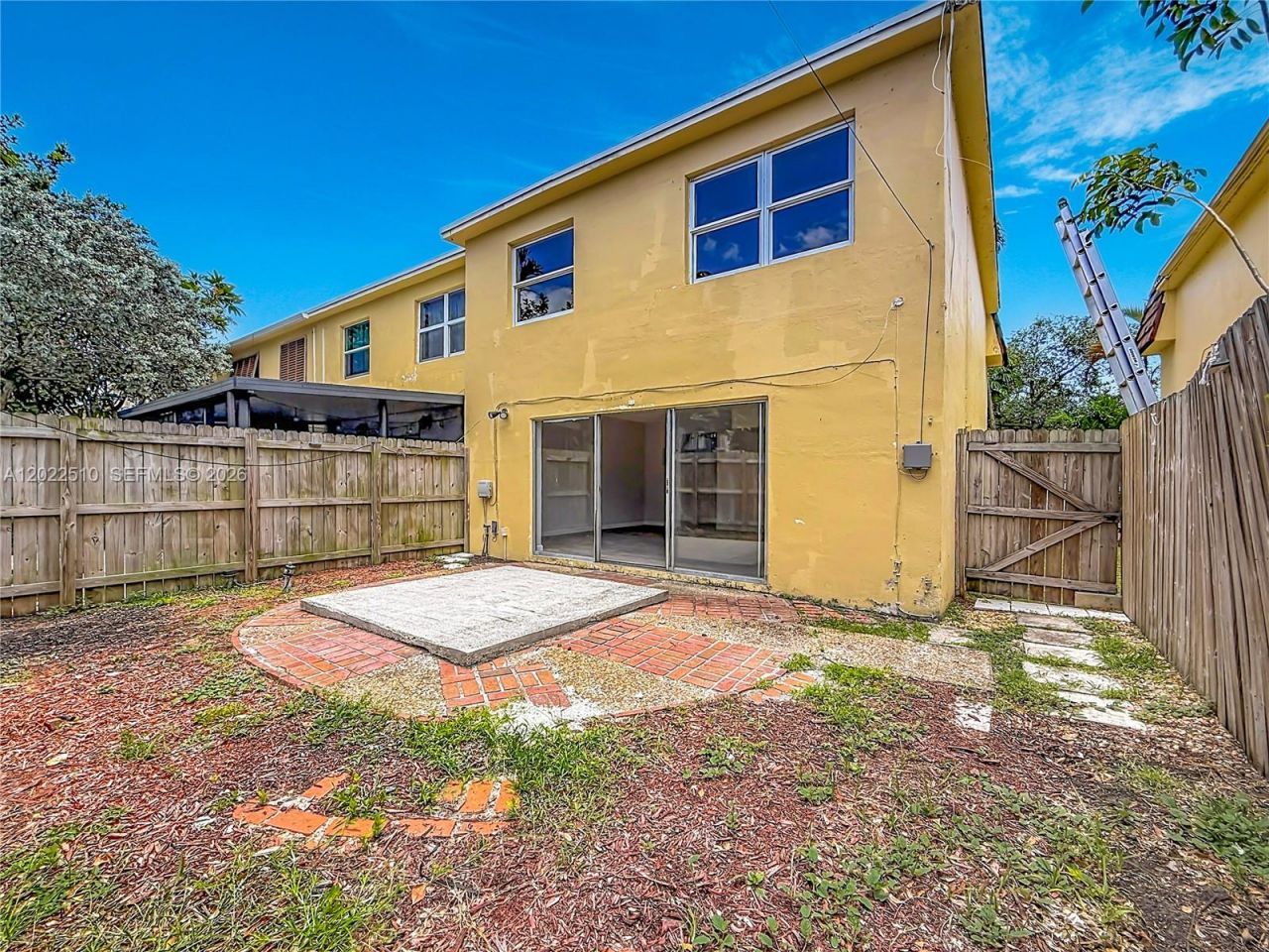3702 SW 60th Ter, Unit 31, Davie, FL 33314 Photo