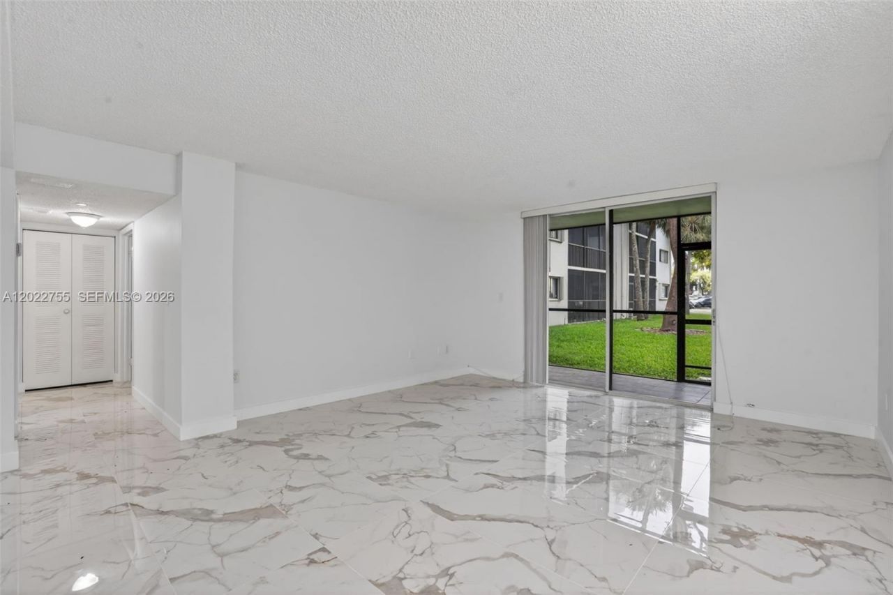 8650 SW 133rd Ave Rd , Unit 116, Miami, FL 33183 Photo